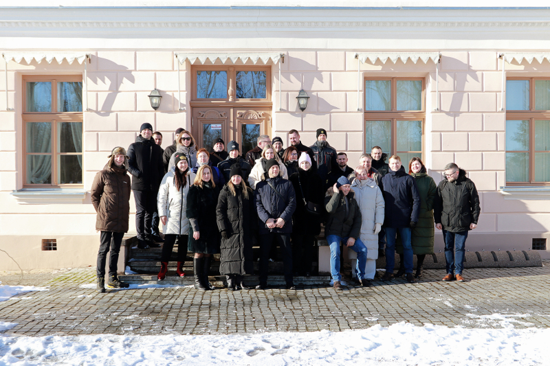 Pieredzes apmaiņa Jonišķos projektā Safe Response, grupas foto