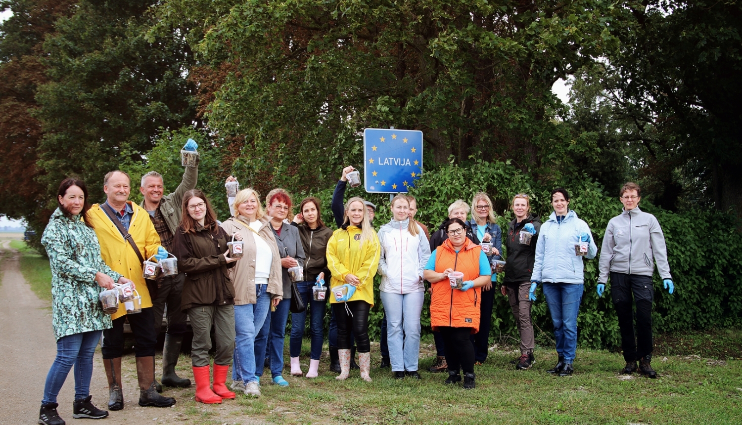 Projekta INVAGO partneri pie Latvijas-Lietuvas robežas