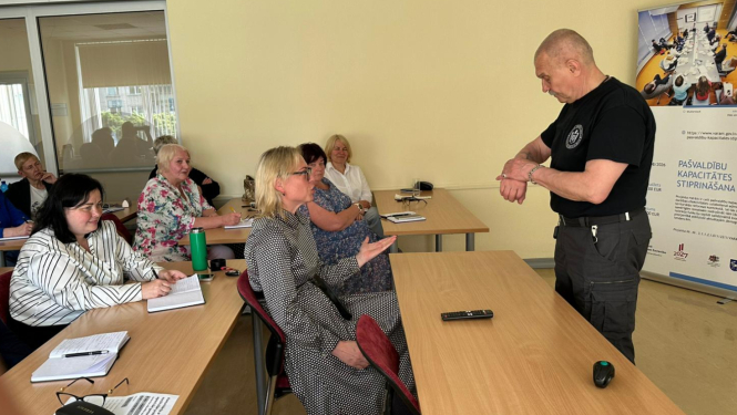 Noslēdzošās apmācības 11.06. Komunikācija ar krīzes stāvoklī nonākušām problemātiskām un agresīvām personām