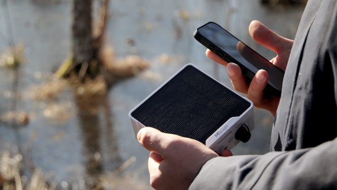 Datu pārraides ierīce virszemes ūdeņu monitoringam
