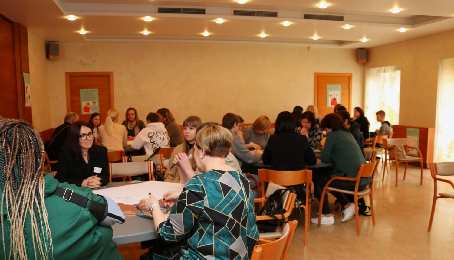 Projekta Link jauniešo foruma darbs grupās