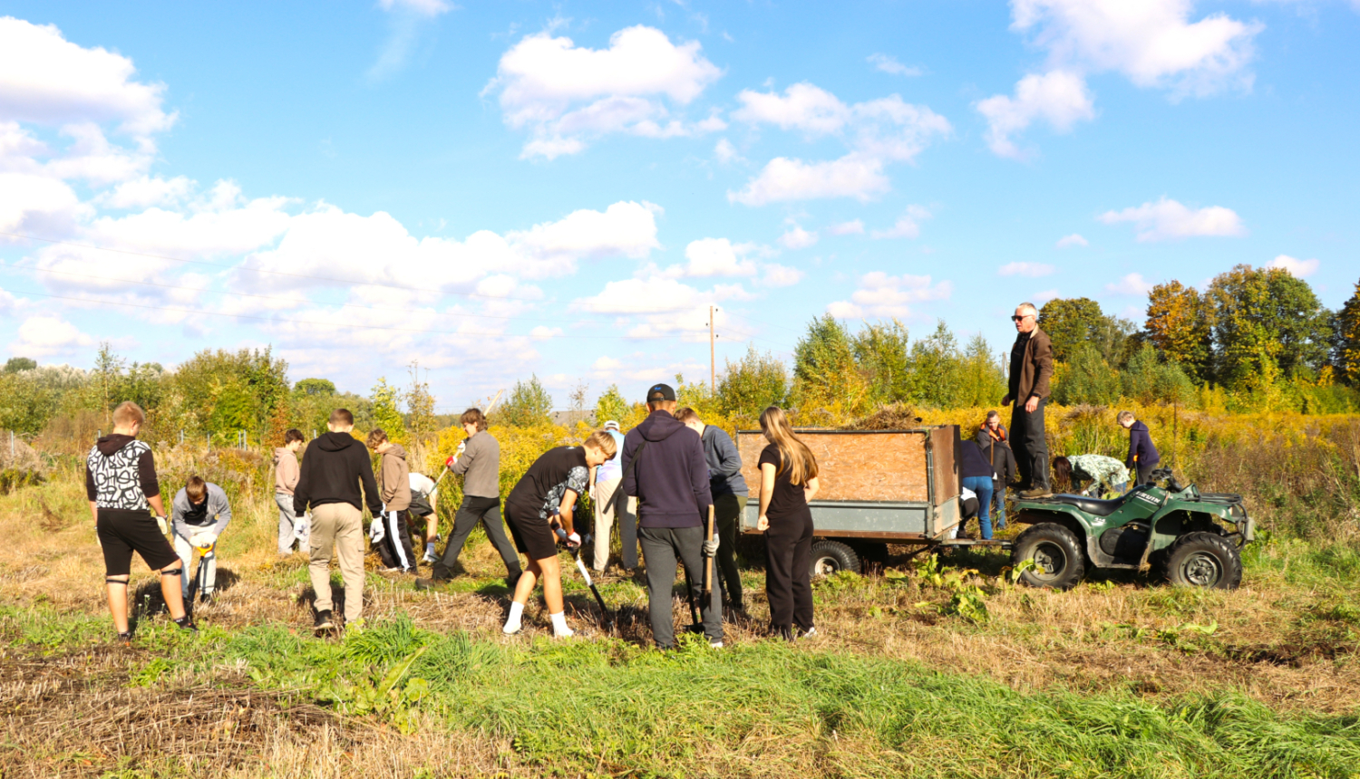 Zeltslotiņas apkarošanas talka